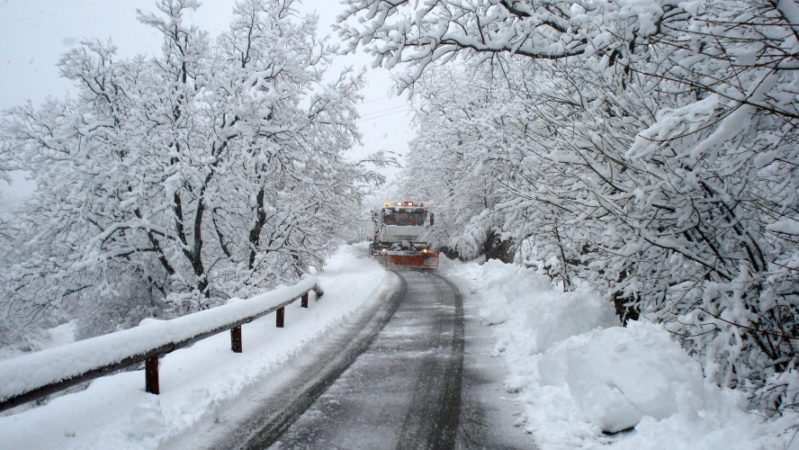 Picture of We take care of the roads thinking about the maximum safety of the users